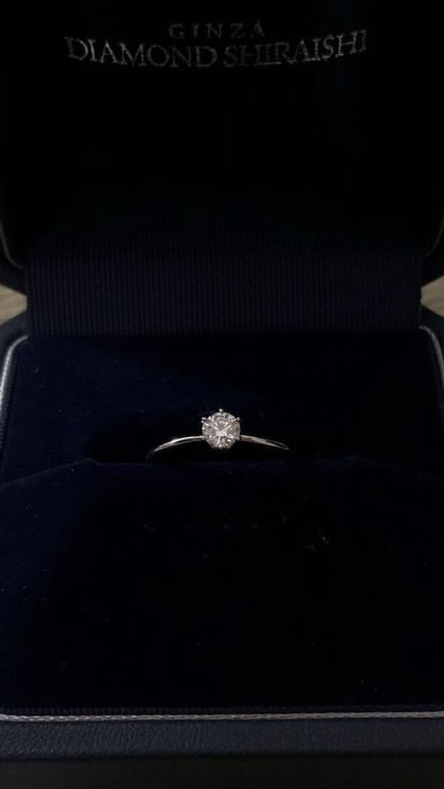 シンプルな一粒ダイヤのリング