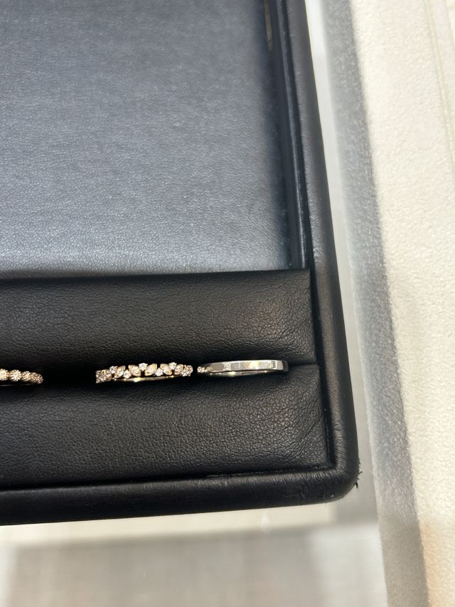 ハーフエタニティの婚約指輪サンプル