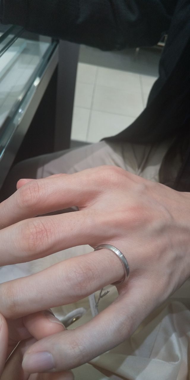 男性用 ヘアラインのつや消しがとてもおしゃれです