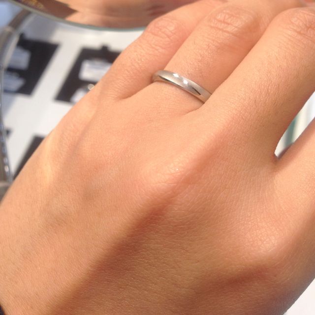 斜めのラインが一周に入っていて綺麗です