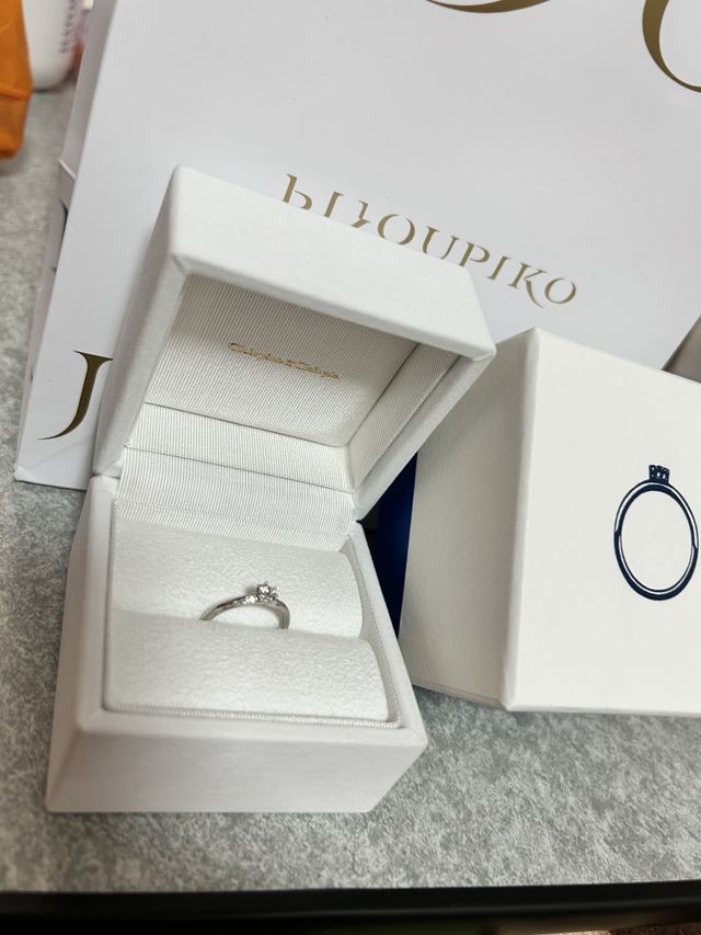 ラッピングをきれいにしていただきました！