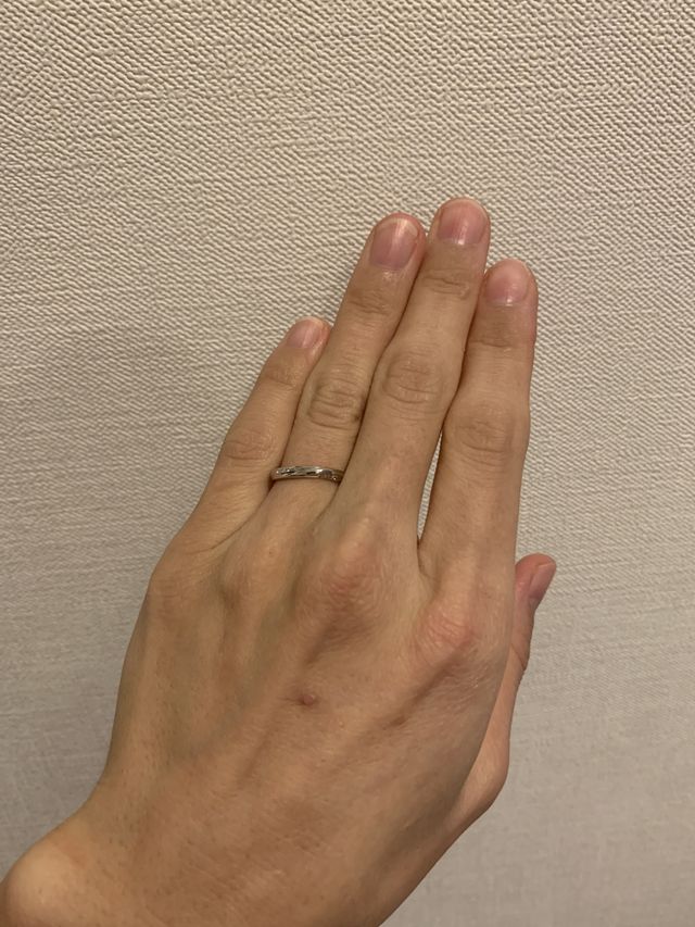 どんなシーンにも合わせやすいと思います。