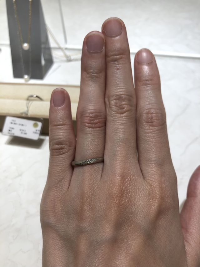 ストレートタイプのメレ加工されたもの