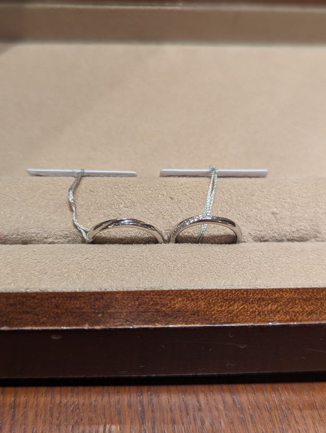 ストレートタイプですが、斜めのデザイン性で可愛かったです！