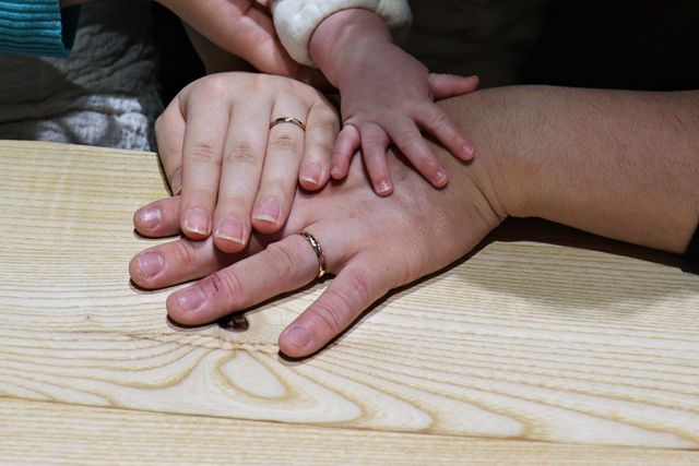 店舗にてスタッフ様に撮って頂きました。