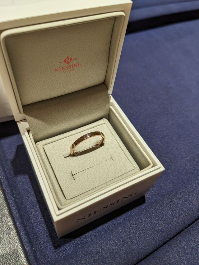 ニーシング。ドイツで140年以上も続く歴史あるブランド。
