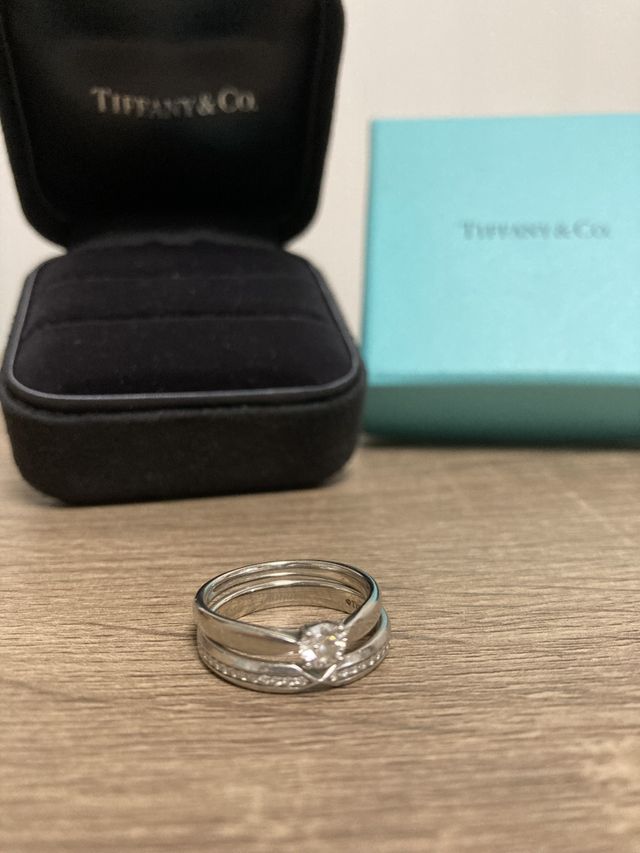 日常的に重ねてつけるのを前提に合わせました。