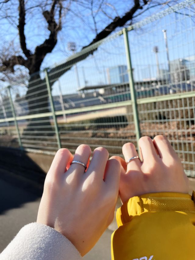 ペアではないが、おそろいに見えるようなデザインのものにした