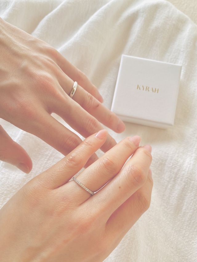 男性リングはオーダーでデザインを提示し製作して頂きました。