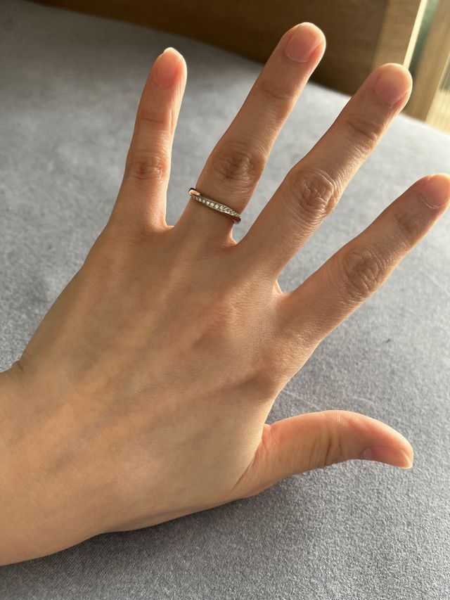 サイズは4.5号
関節がギリギリ通るくらいで、少し緩めです