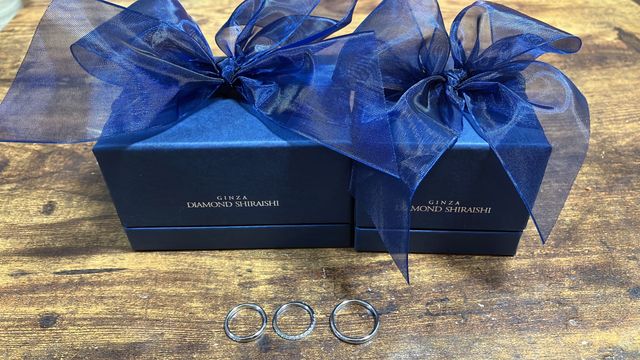 結婚指輪、婚約指輪です。とても気に入ってます。