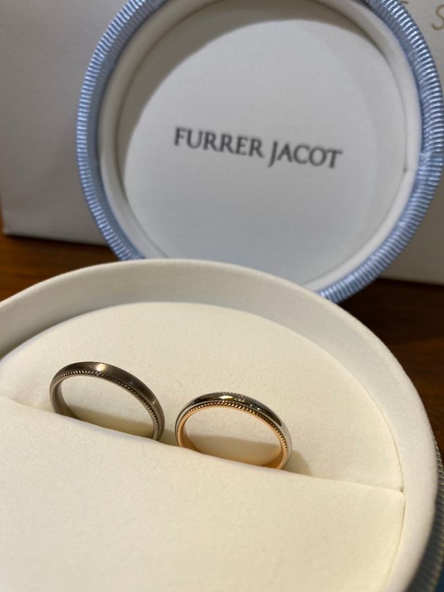 この箱に入っていました