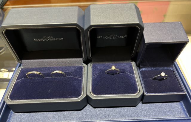 プロポーズリング、婚約指輪、結婚指輪