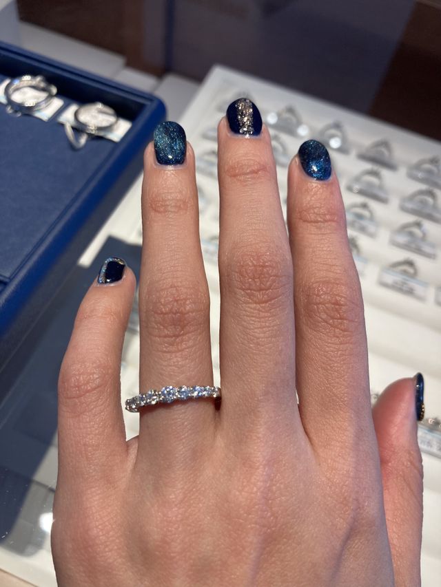 店頭で試着させてもらいました。