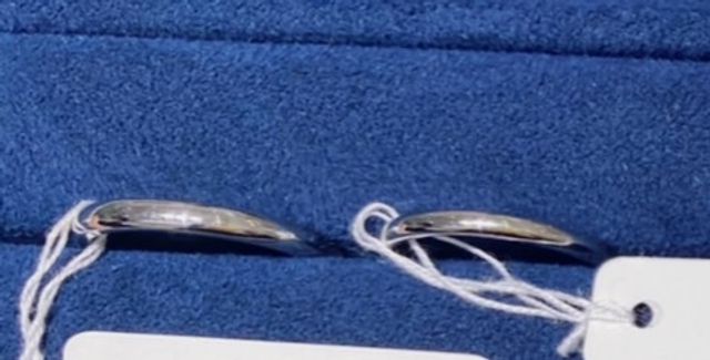 結婚指輪　シンプルなデザイン