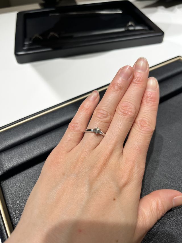 シンプルだけどデザインのあるアンブローズ