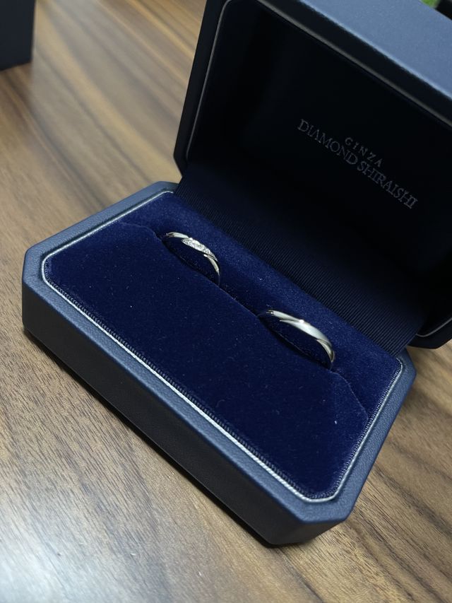 新郎のものにはマット加工をかけました。