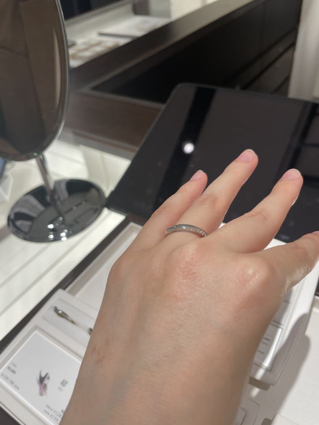 凛　着用者本人側からの視点。