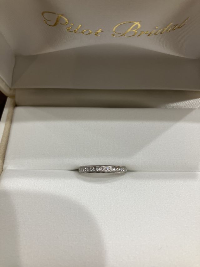 専用BOXがついてきます。