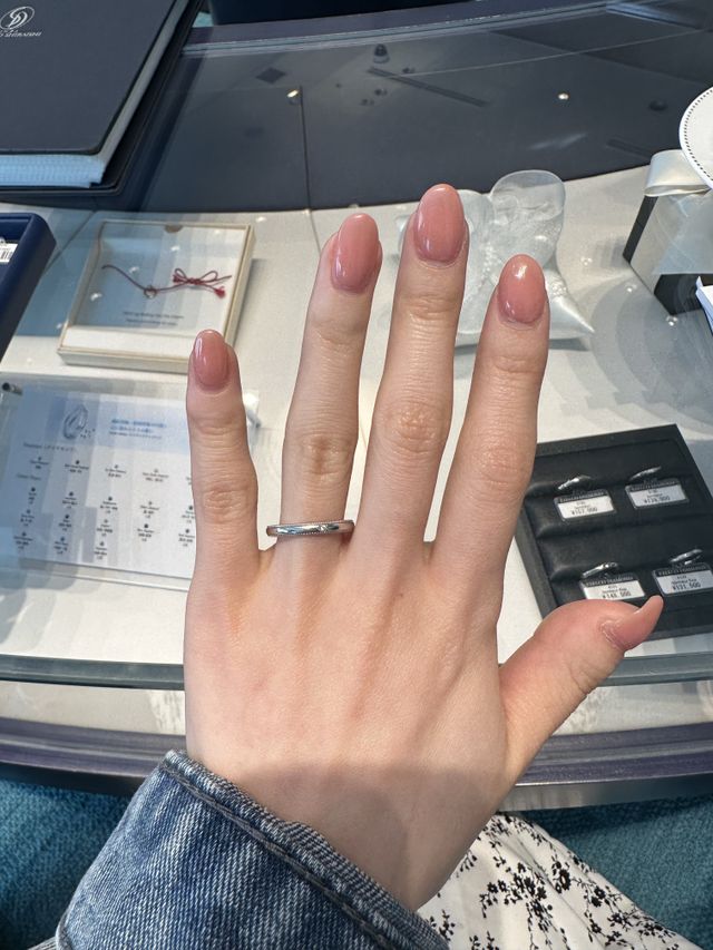 ミル打ちで、シンプルだけど、他の人と被らないようなものです。