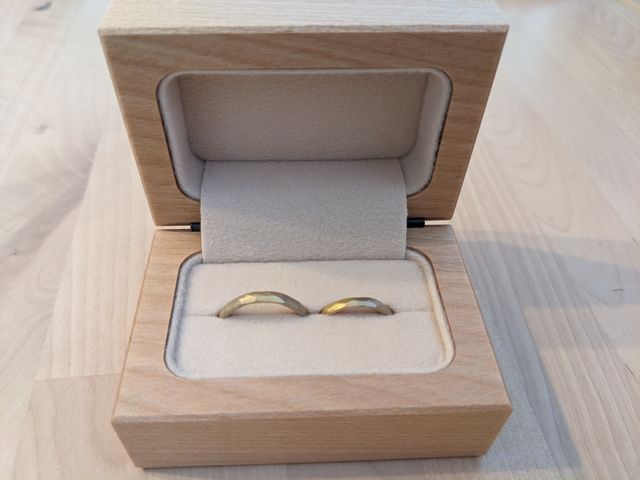 専用の木箱に入れて送ってくださいます