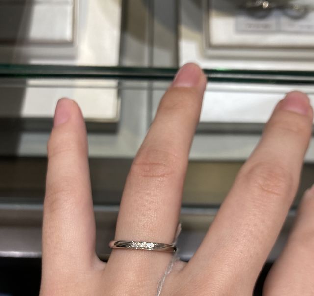 ダイヤが可愛い指輪です。