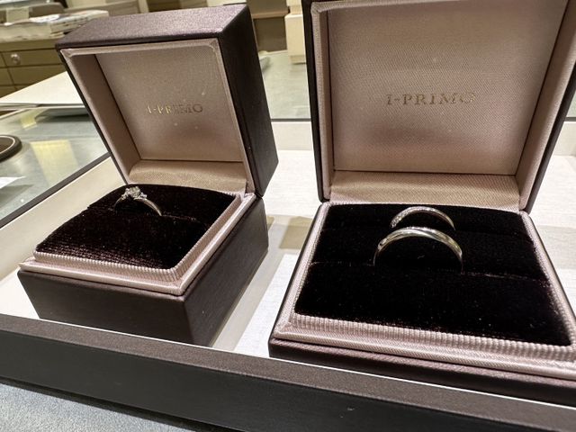 婚約指輪と結婚指輪をお願いしました！とても素敵で満足です！