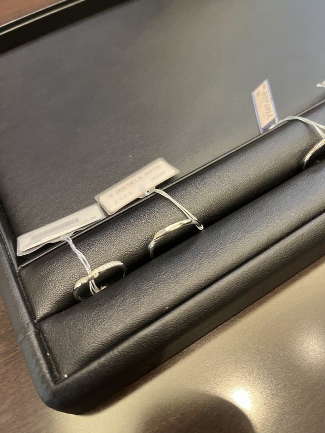 試着させていただいた指輪です。