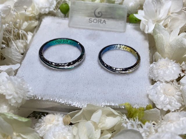 新郎側は単色、新婦側はグラデーションを入れて頂きました！