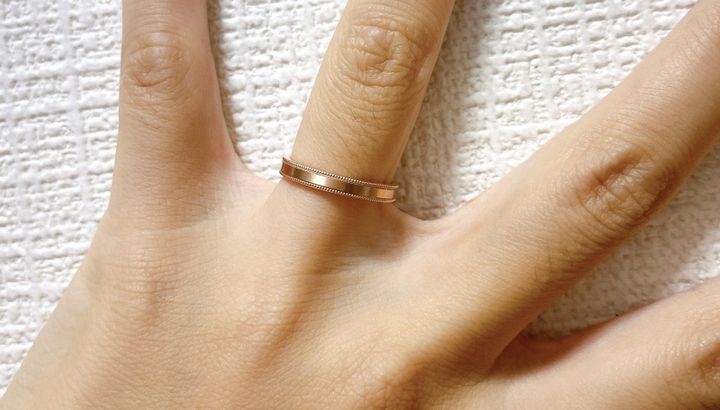 【acredo(アクレード)の口コミ】 デザインは2人で決めました。好きなところにダイヤを入れたり縁を入れたり…