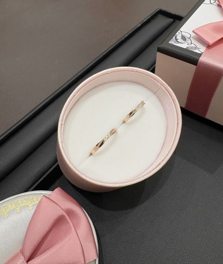 【insembre(インセンブレ)の口コミ】 高品質な素材や仕上がりでありながら、価格は非常に良心的。価格帯に対し…