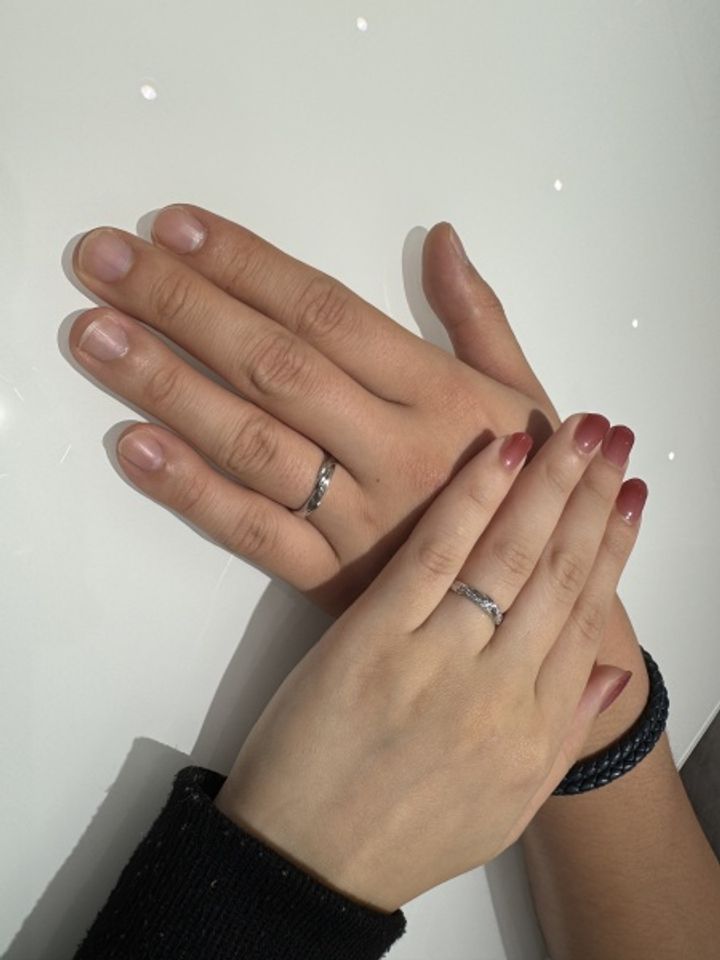 【LAPAGE(ラパージュ)の口コミ】 どの角度から見ても綺麗に見えるのがお気に入りです。特別な時にはキラキ…