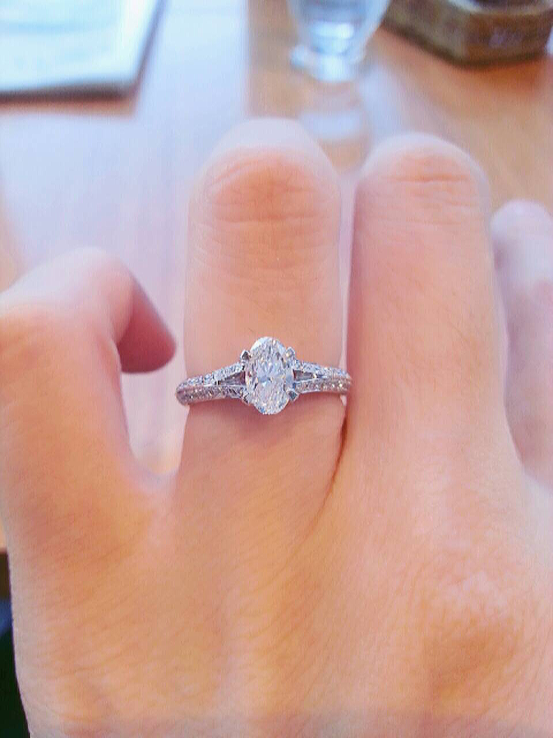 今後も気軽に身につけることができるよう、見るからに婚約指輪といったデ…グラフ(GRAFF)の婚約指輪の口コミ・評判 | Ringraph(リングラフ)