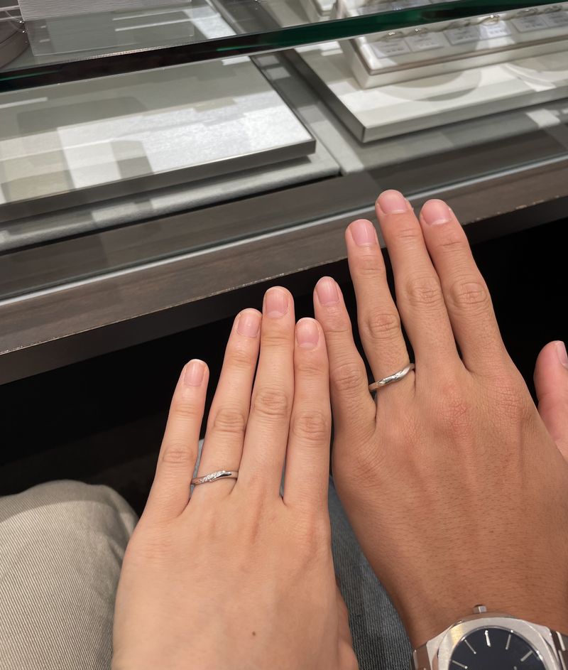 ノクターナルというデザインの結婚指輪を購入しました。意味合いが