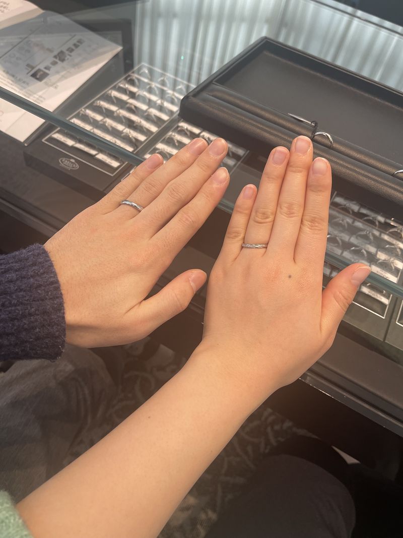 デザインがウェーブ、ストレート、ブイの形といろいろありまず形だけでと…エクセルコダイヤモンド(EXELCO DIAMOND)の結婚指輪の口コミ・評判  | Ringraph(リングラフ)