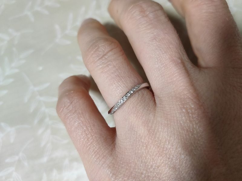 シンプルで洗練された指輪を探していたら、こちらのブランドに辿り着