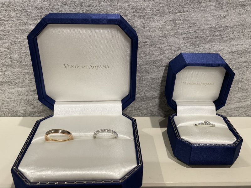 ダイヤモンドの輝きがお値段以上のもので大満足です。 デザインが様々