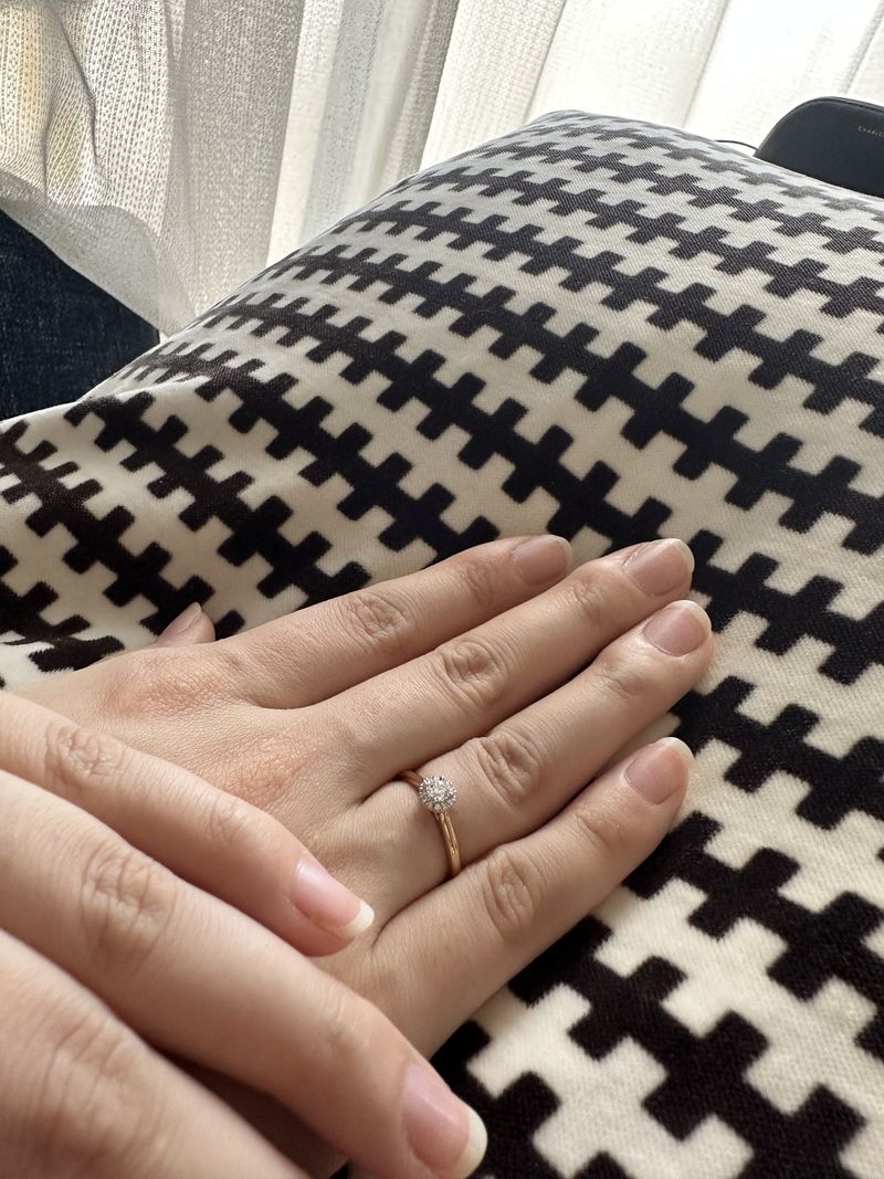 数あるデザインの中から、Smiling Himawariを購入いたしました。その