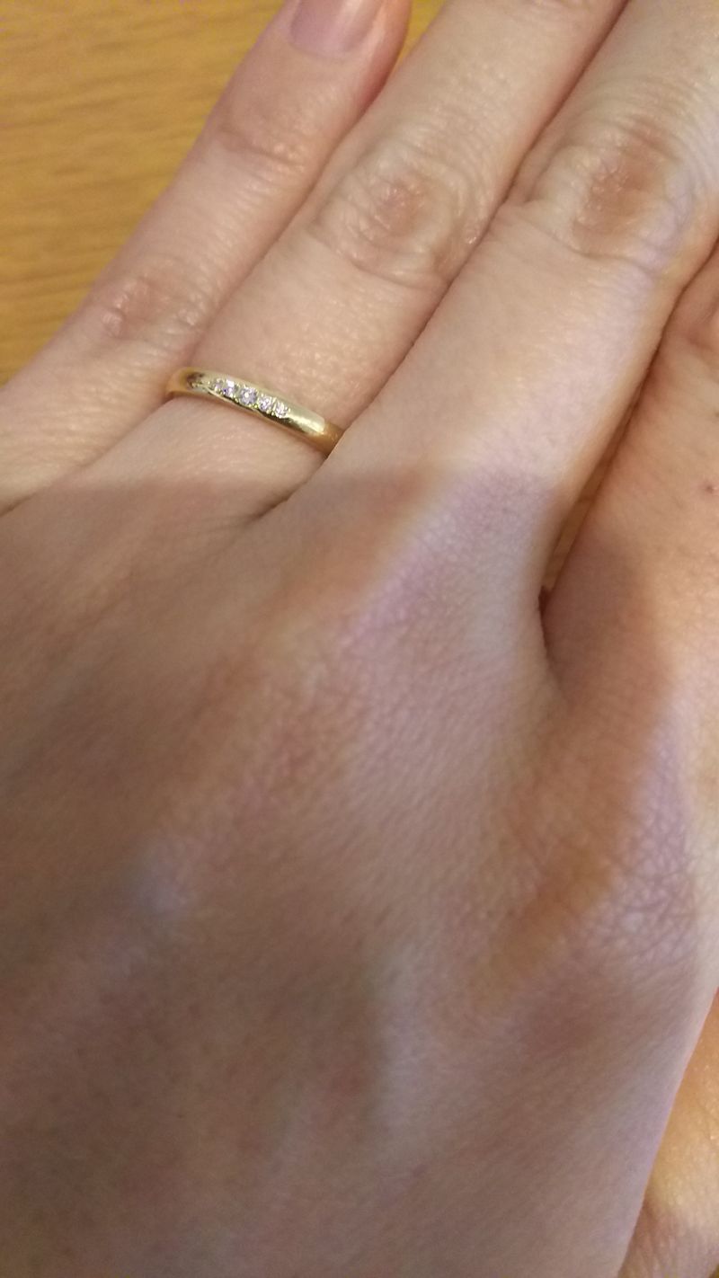 K18イエローゴールドかつ細身の指輪がよかったのでハイブランドやお