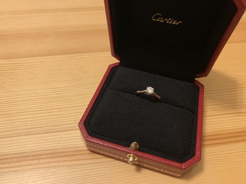 Cartier 婚約指輪 ソリテール1895 0.30カラット 証明書あり 1895ソリテールリングの0.3カラットほどです。エンゲージはシンプルな1