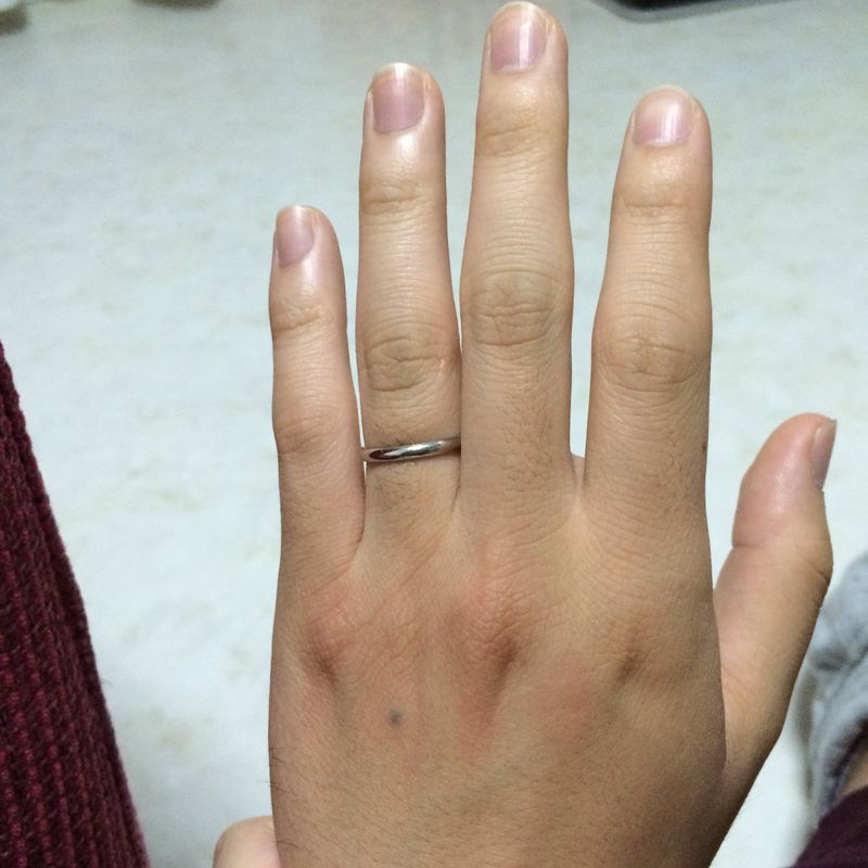 Cartier　カルティエ プラチナリング　シンプル プラチナリングを探していたので、婚約指輪と同じブランドのカルティエ