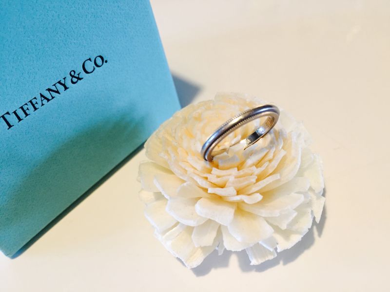 結婚指輪は毎日つけるものなので、選ぶポイントとして付け心地と