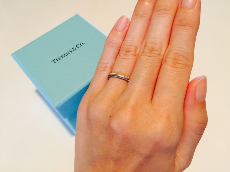 結婚指輪は毎日つけるものなので、選ぶポイントとして付け心地と