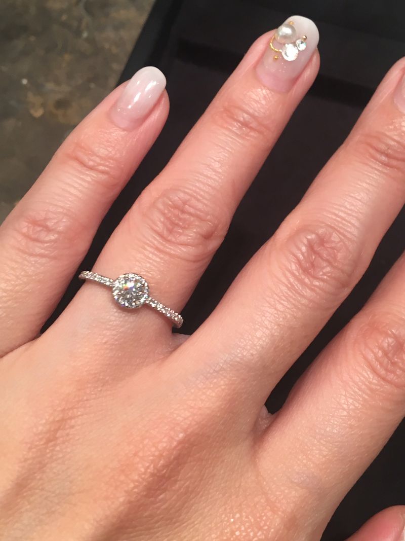 ティファニーのソレストに憧れていたのですが、試着したカラット数の