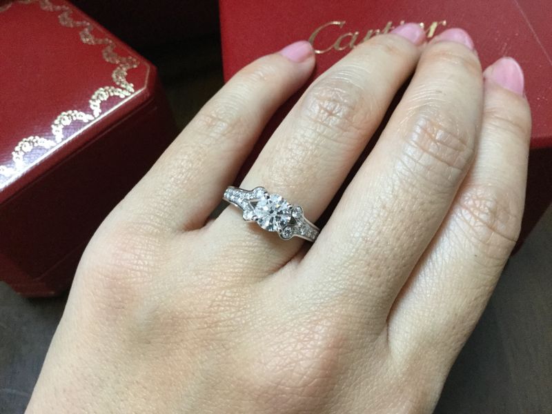 婚約指輪は、主人からの気持ちなので主人が気に入ったものを貰いたいと