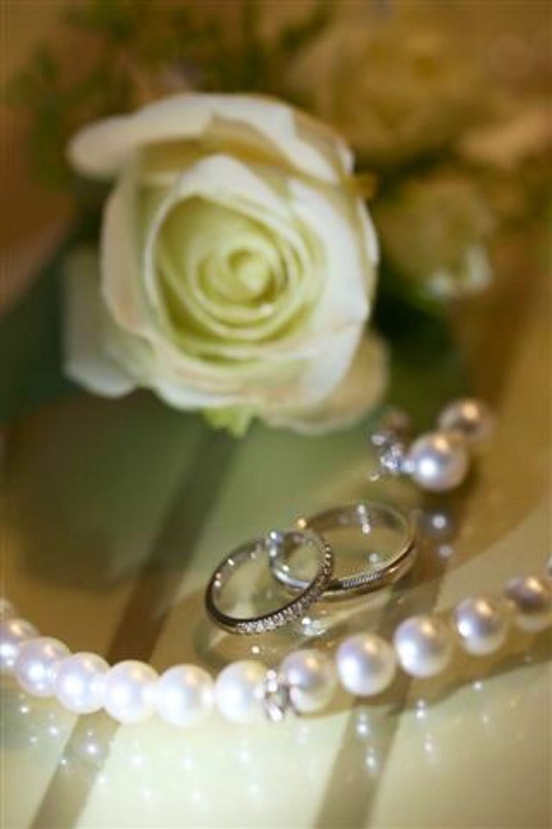 結婚指輪にハーフエタニティを探していて、ティファニーで数種類試着し