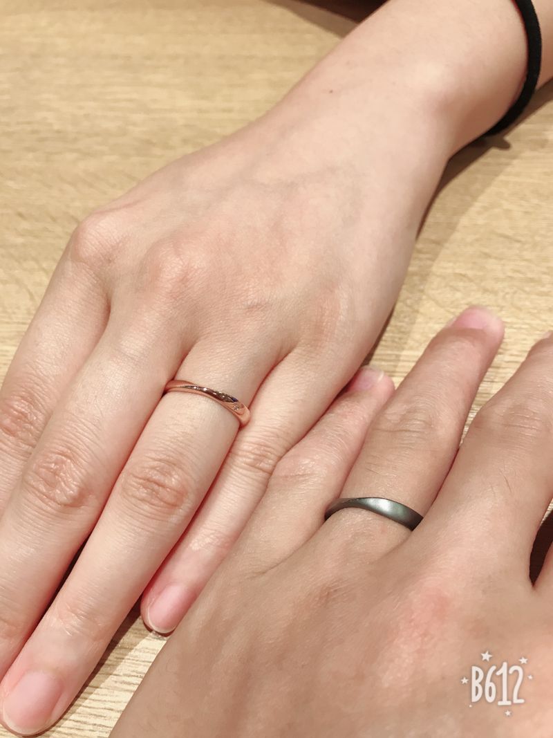 デザインとタンタルという金属が良かったです。艶消し仕上げも満足し