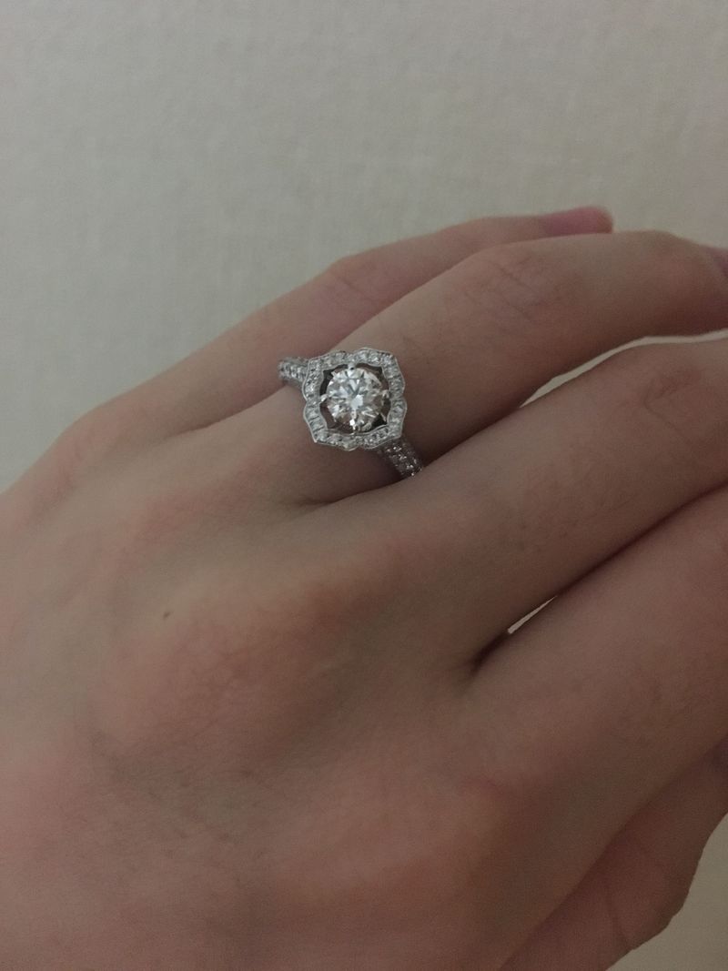 色々なブランドを一通り見てまわりましたが、グラフのダイヤモンドの