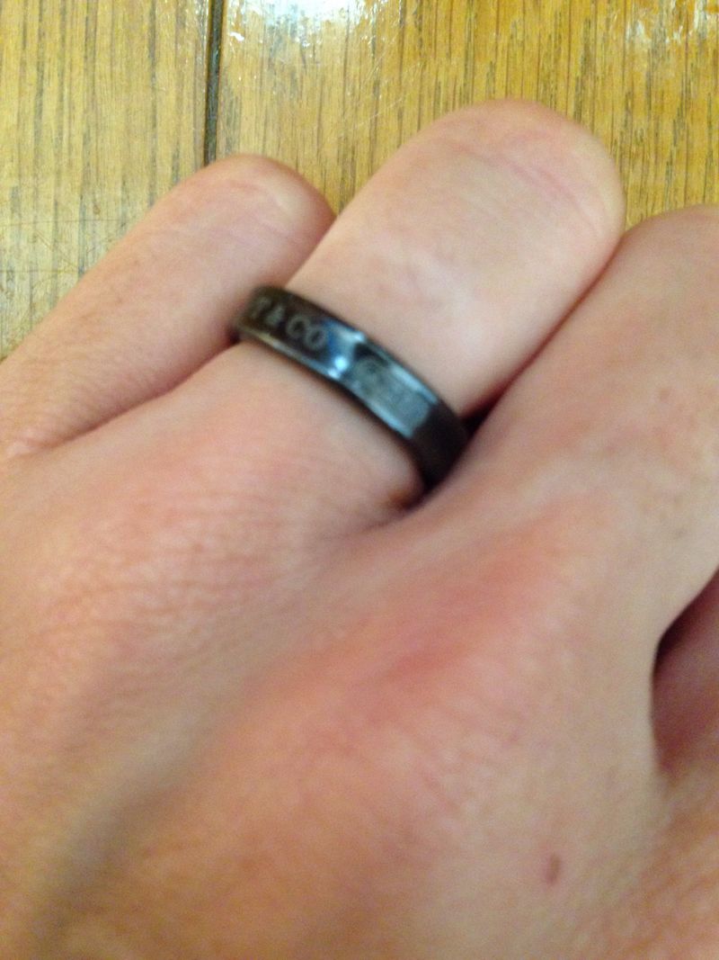 Tiffany ティファニー　チタン　リング 主人がもともと、アクセサリー全般を付けるのが苦手な人なのですが