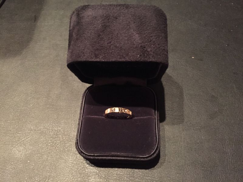 男性用なので、装飾の少ないものを希望していました。 その中で見つけ